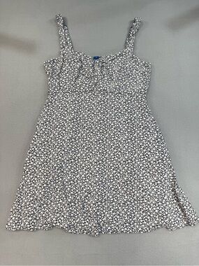 Old Navy Navy and White Floral Rayon soft flowy Sundress M Cottagecore 90’s